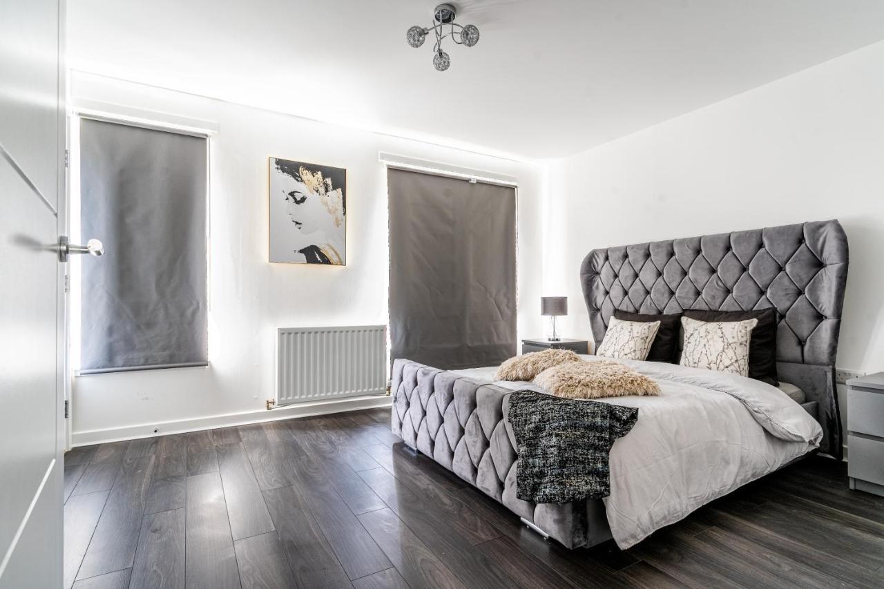 Spacious 3 Bedroom House In Glasgow City With Private Parking & Garden מראה חיצוני תמונה